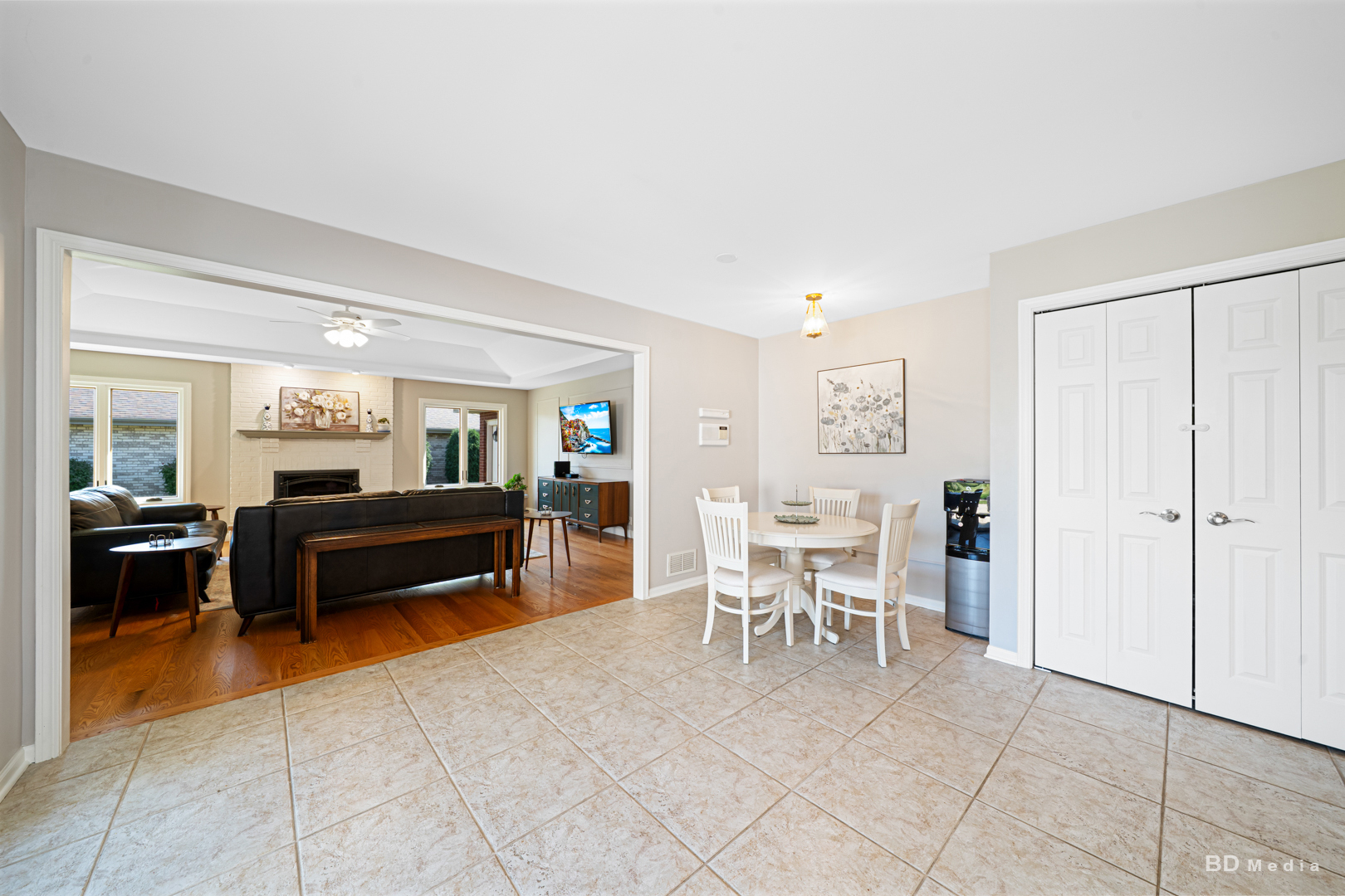 22151 Clove Drive, Frankfort, IL 60423