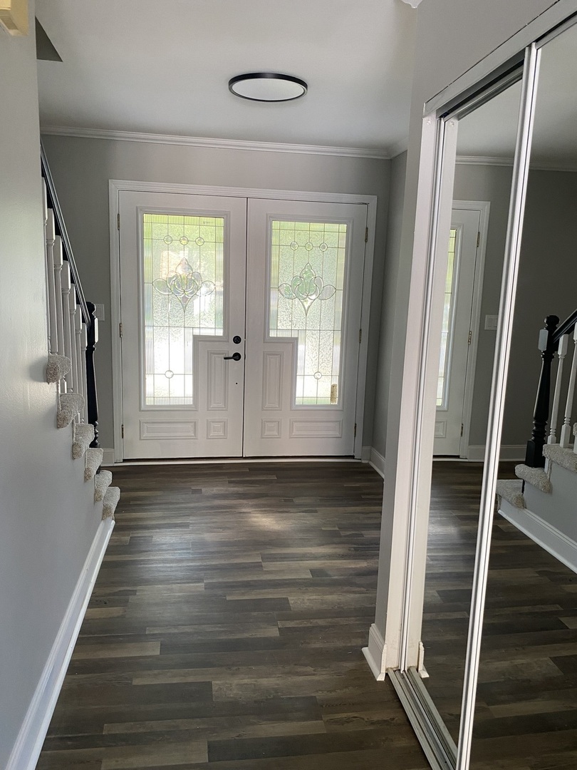 1704 Kenyon Drive, Naperville, IL 60565