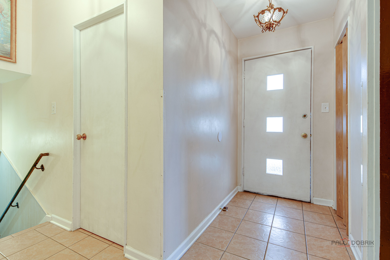 6122 N Central Park Avenue, Chicago, IL 60659
