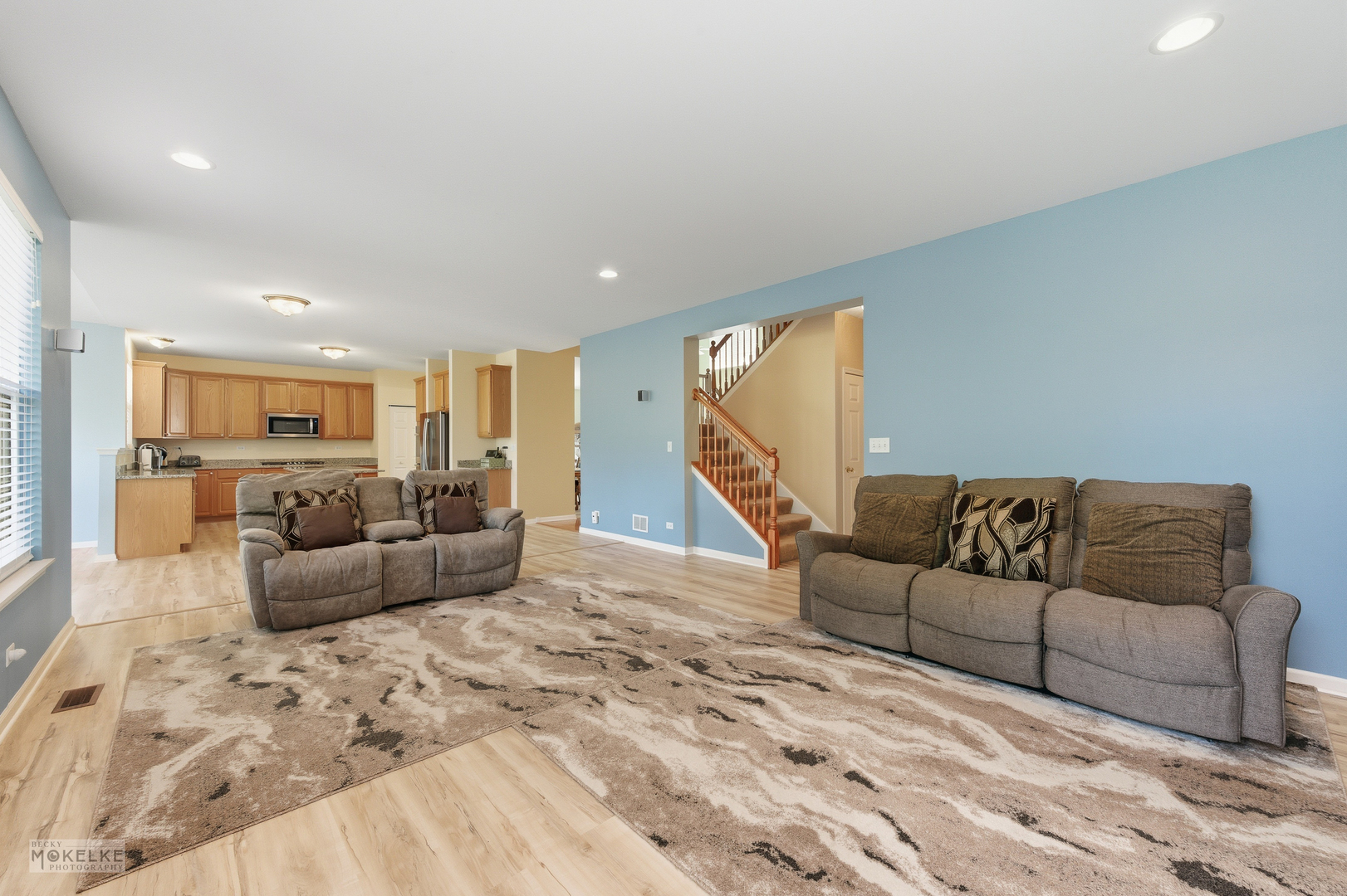 621 Mansfield Way, Oswego, IL 60543