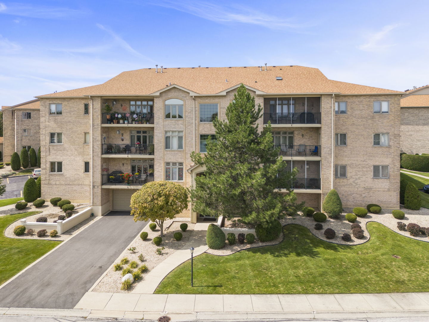 18350 Pine Ridge Drive #3D, Tinley Park, IL 60477