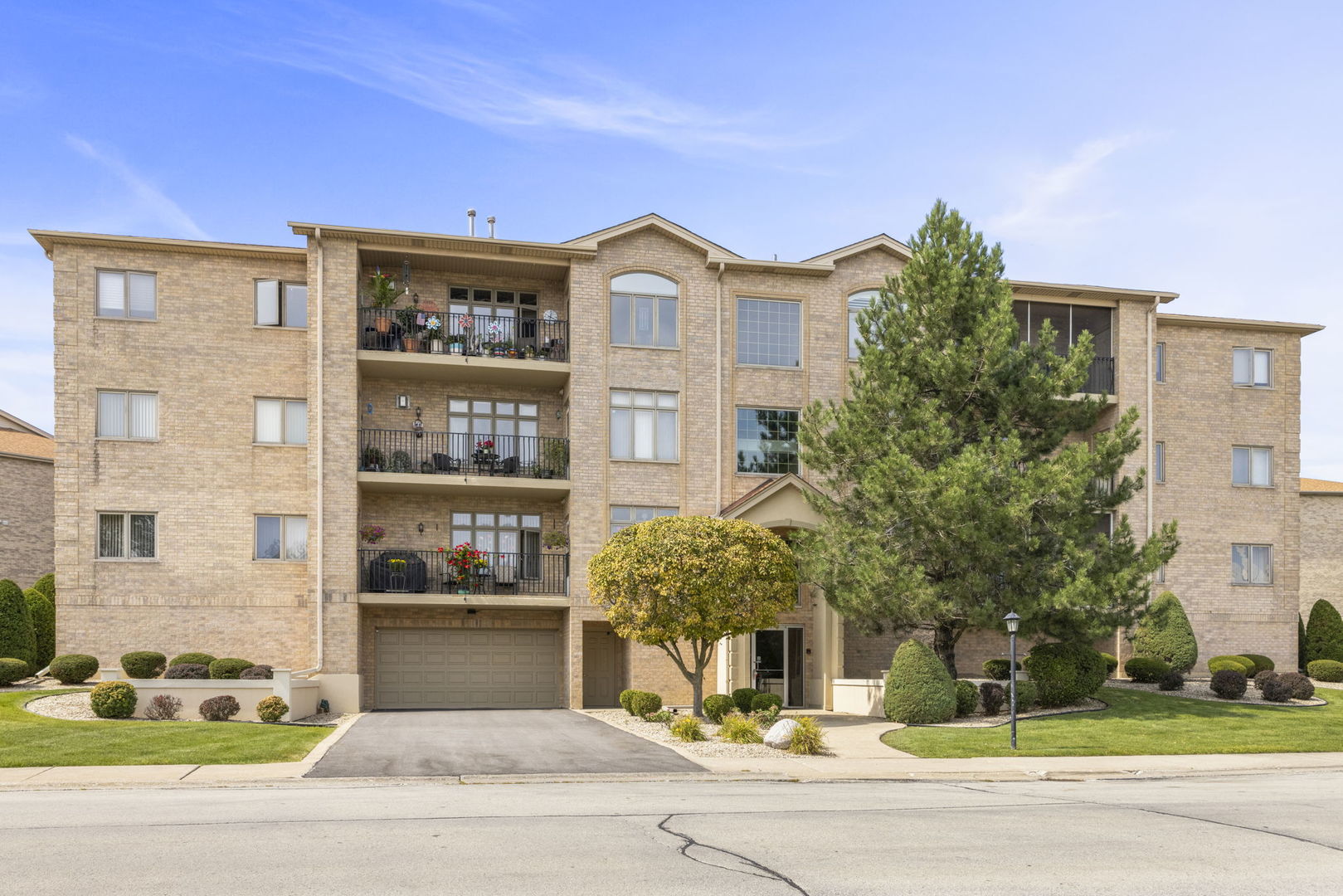 18350 Pine Ridge Drive #3D, Tinley Park, IL 60477