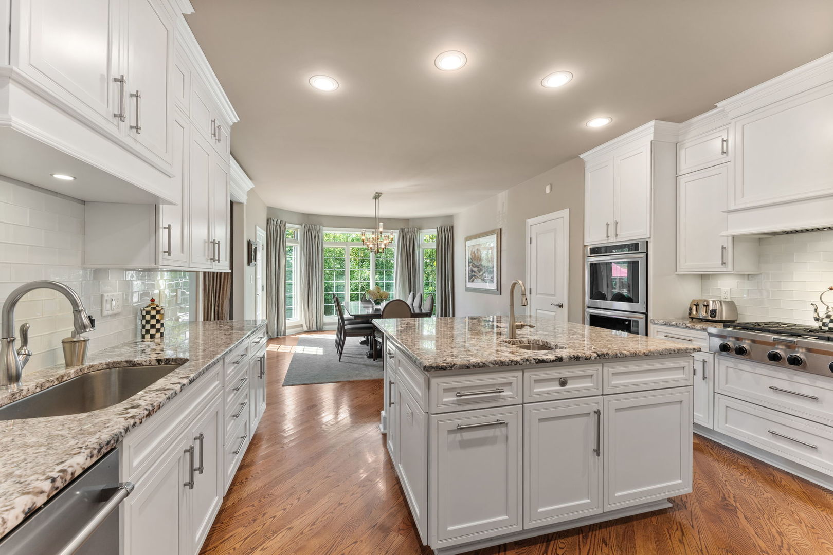1106 Kensington Court, Schererville, IN 46375
