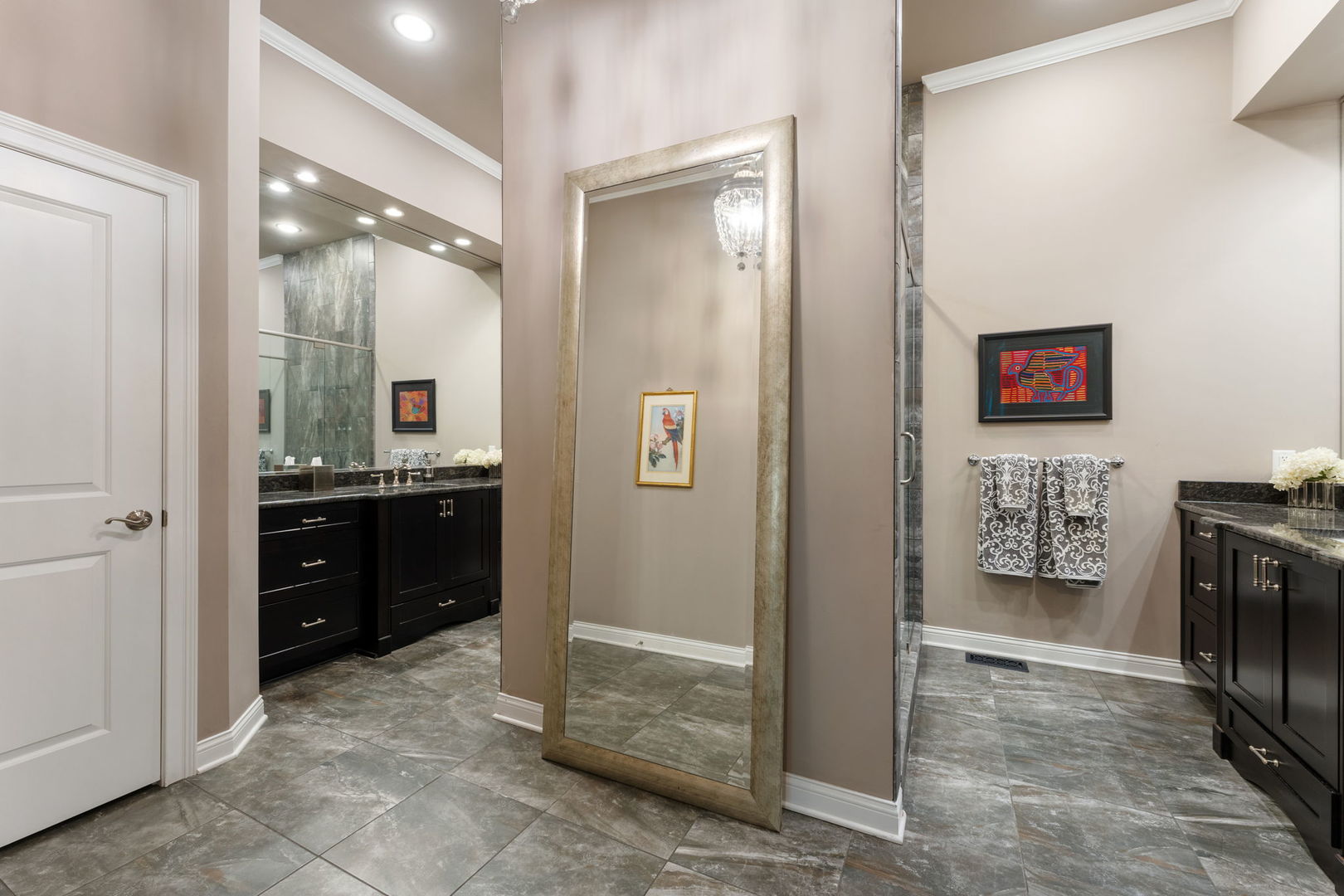 1106 Kensington Court, Schererville, IN 46375