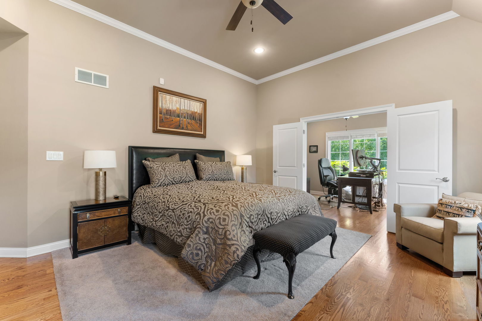 1106 Kensington Court, Schererville, IN 46375