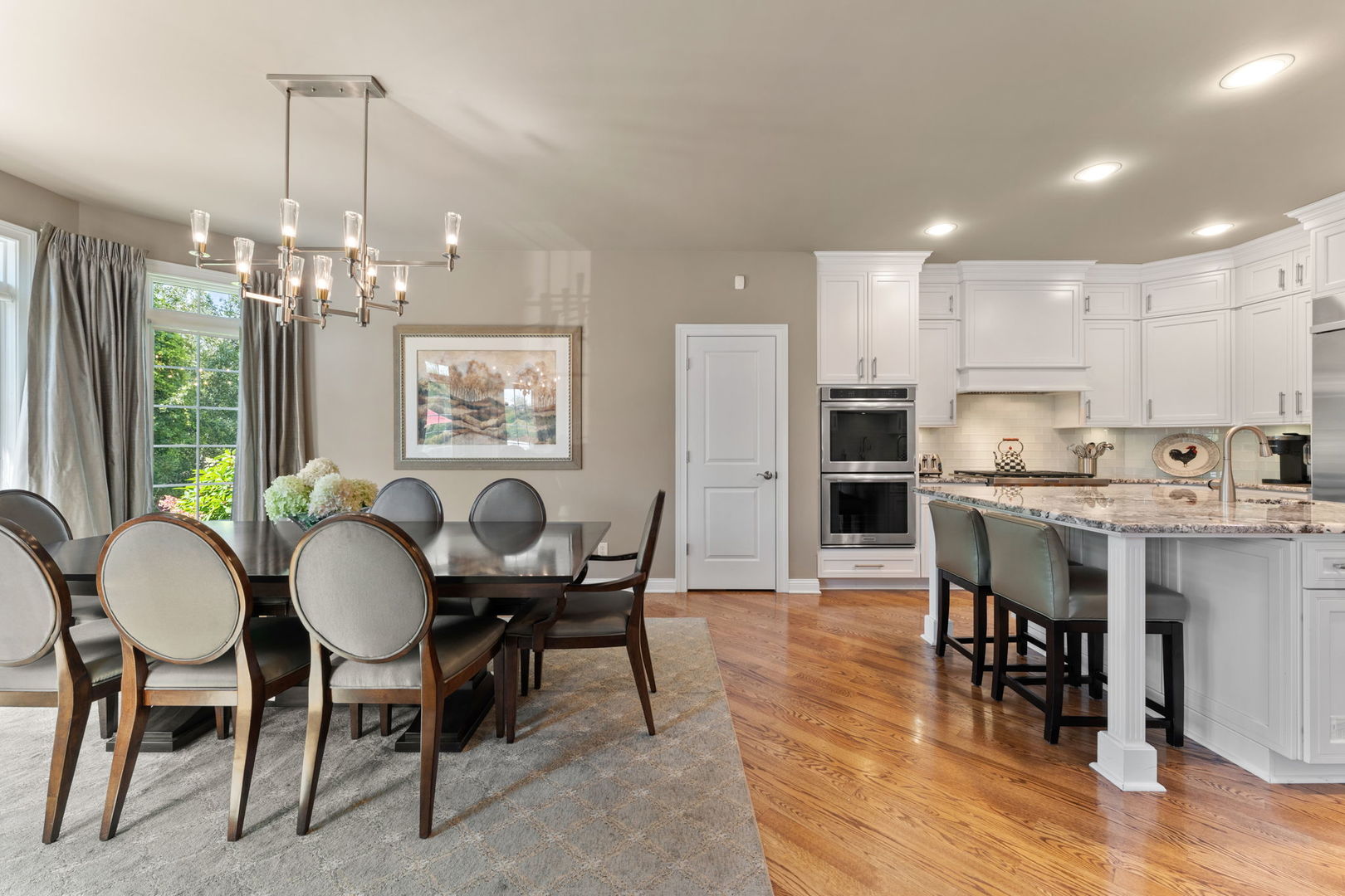 1106 Kensington Court, Schererville, IN 46375
