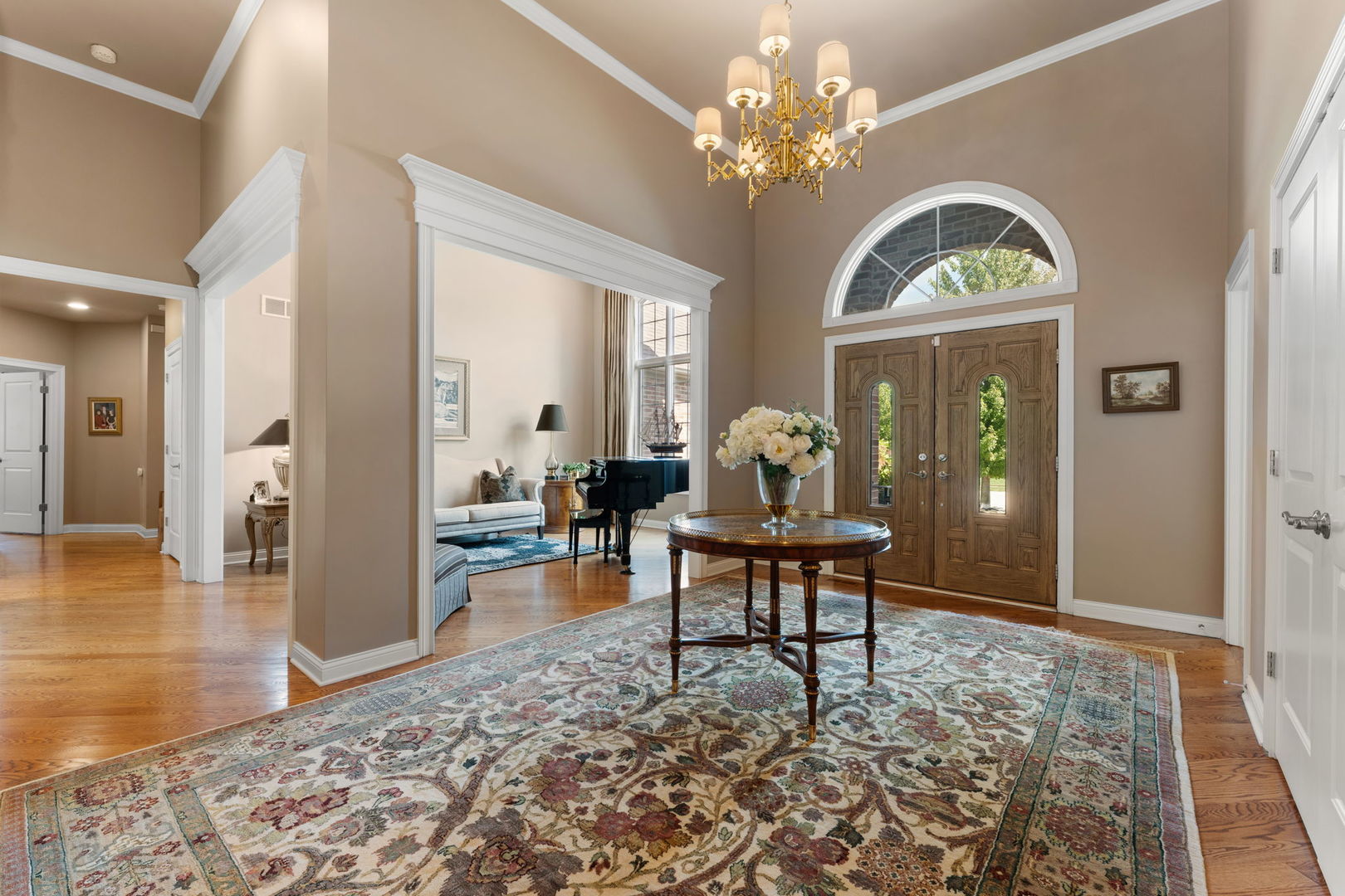 1106 Kensington Court, Schererville, IN 46375