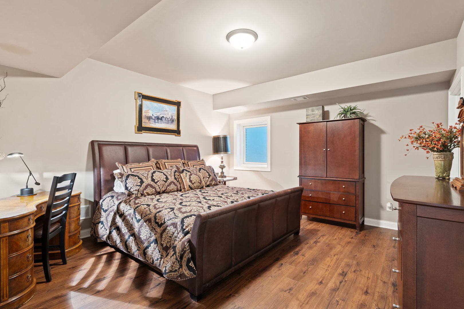 1106 Kensington Court, Schererville, IN 46375