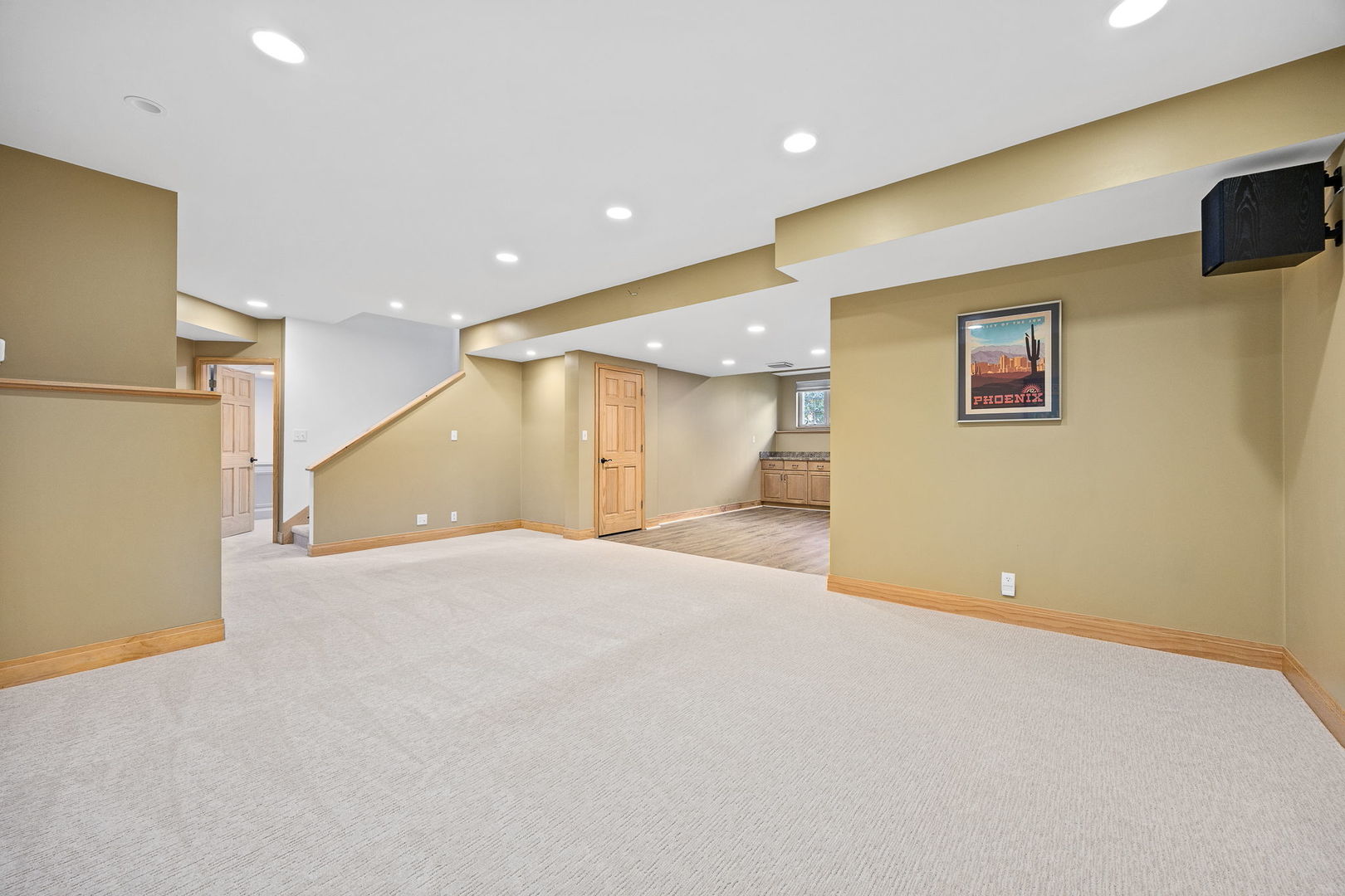 912 Middleton Avenue, Lisle, IL 60532