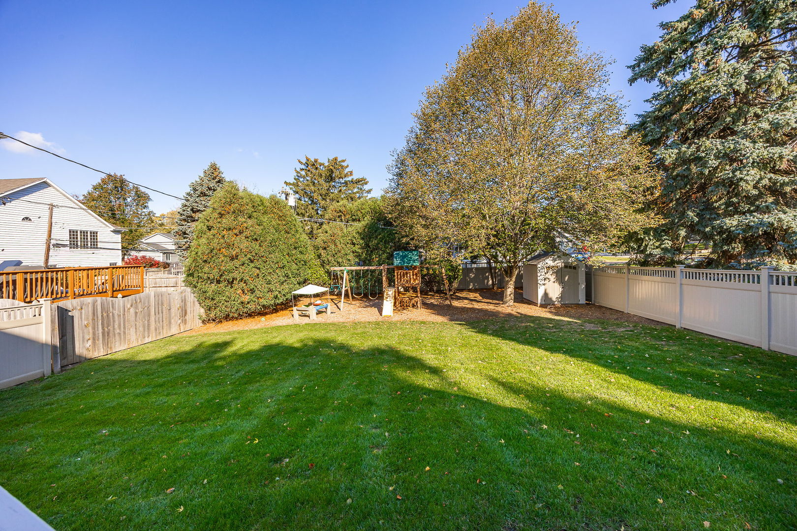 912 Middleton Avenue, Lisle, IL 60532