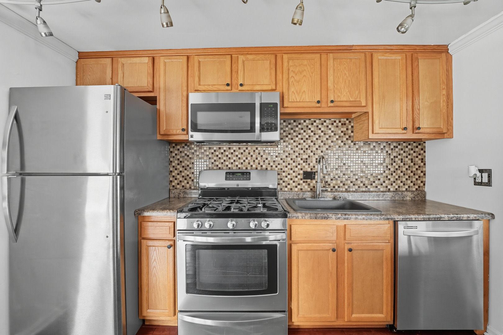 8755 S Corcoran Road, Hometown, IL 60456