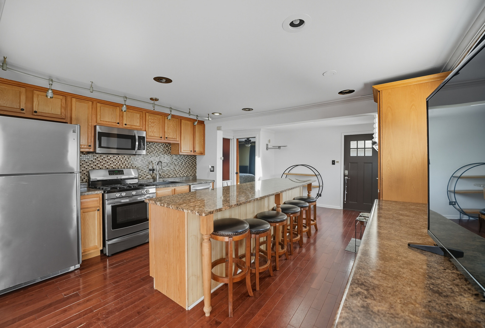 8755 S Corcoran Road, Hometown, IL 60456