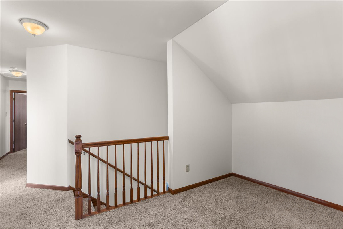 26201 W Winding Oak Court, Channahon, IL 60410