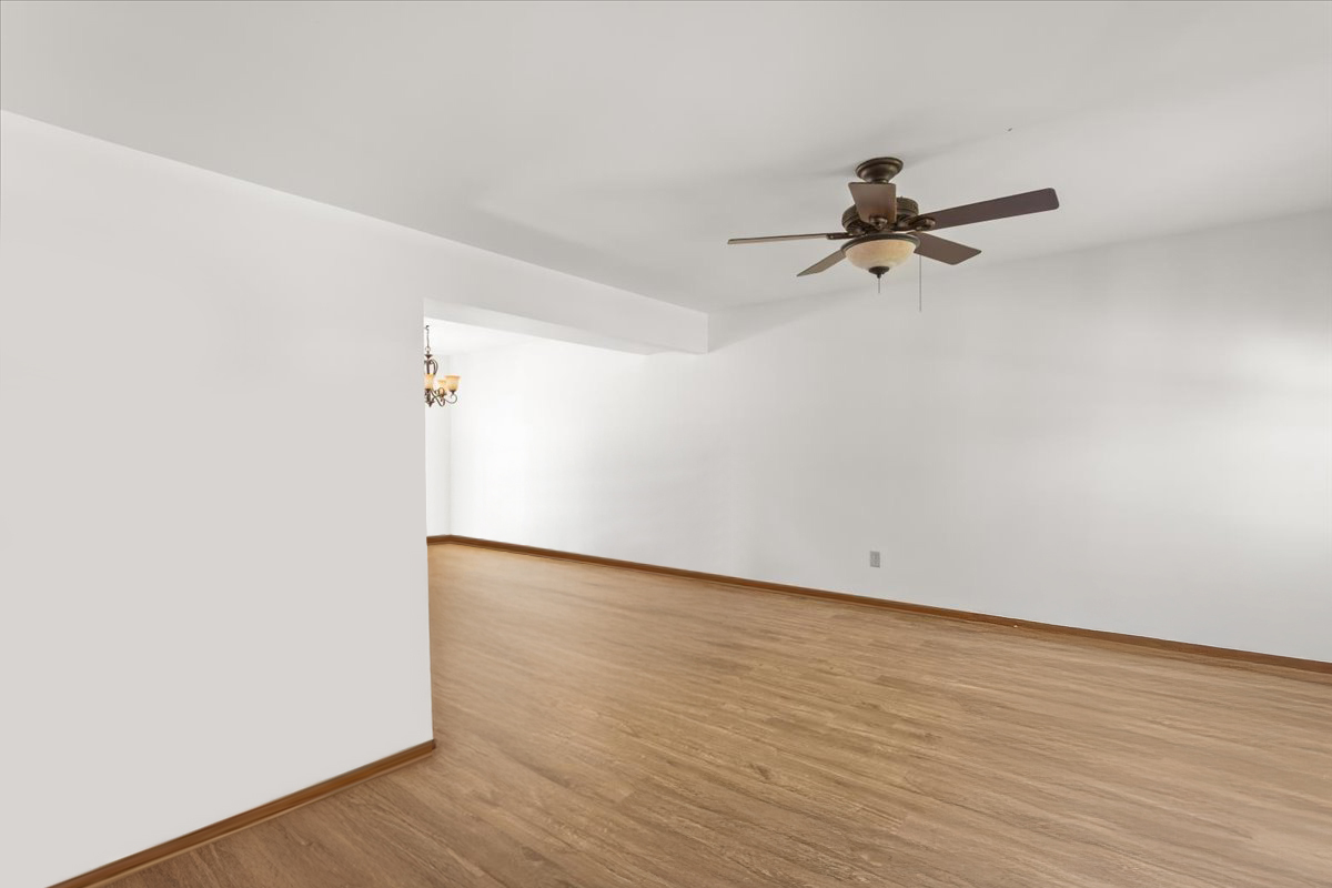 26201 W Winding Oak Court, Channahon, IL 60410