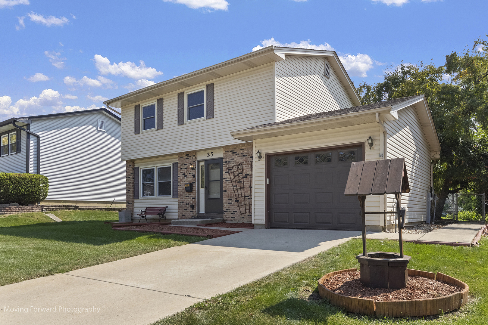 25 W Wrightwood Avenue, Glendale Heights, IL 60139