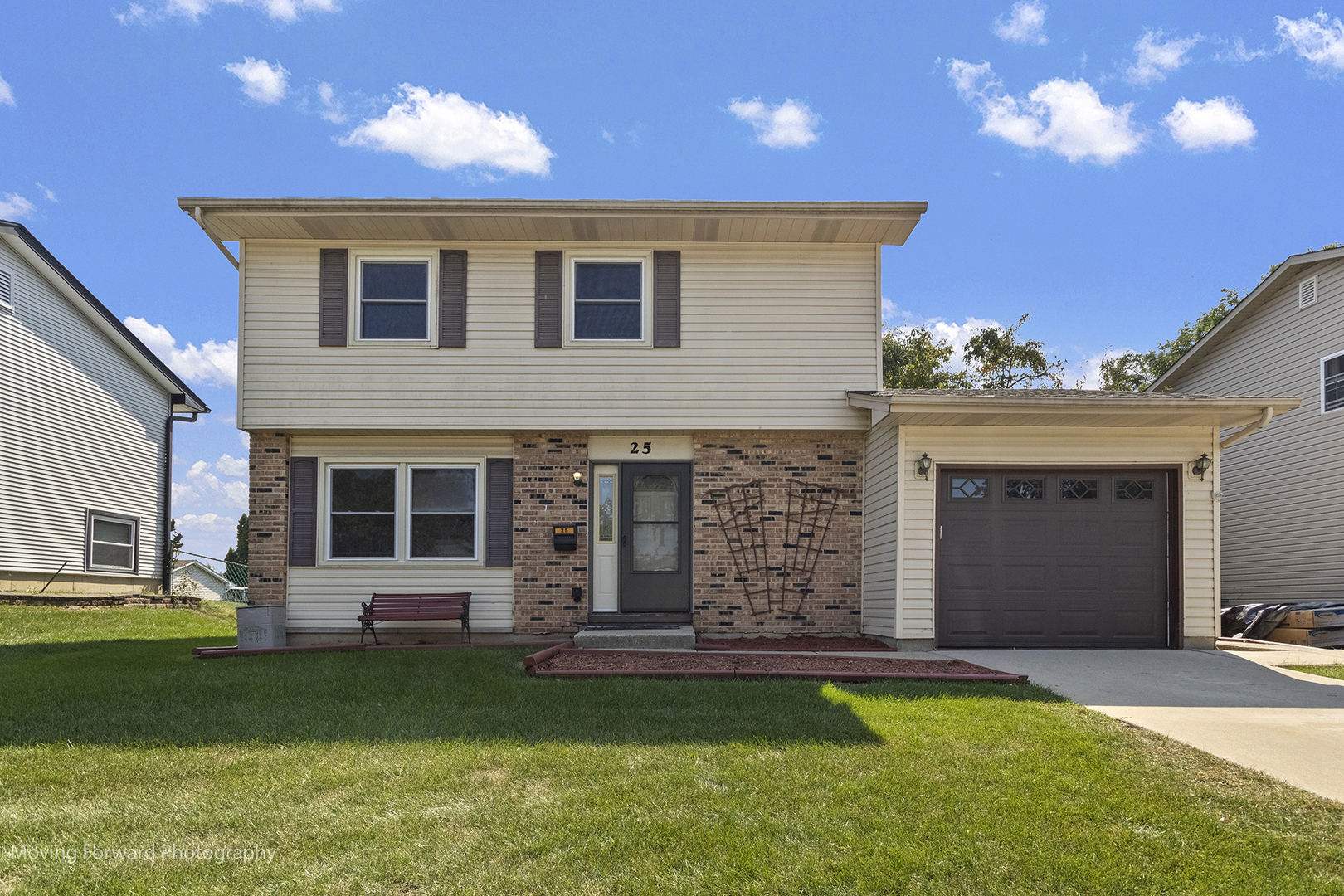 25 W Wrightwood Avenue, Glendale Heights, IL 60139