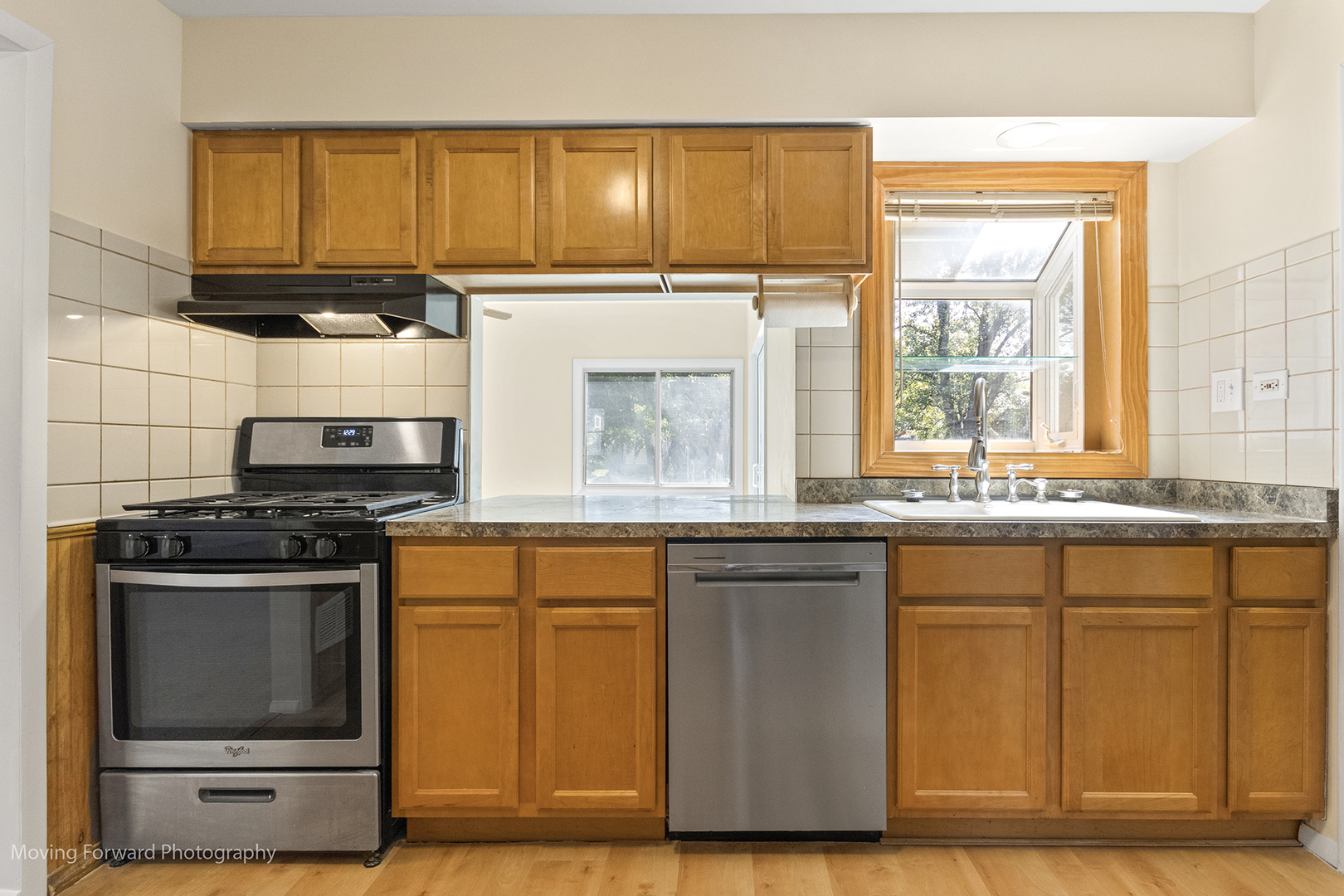 25 W Wrightwood Avenue, Glendale Heights, IL 60139