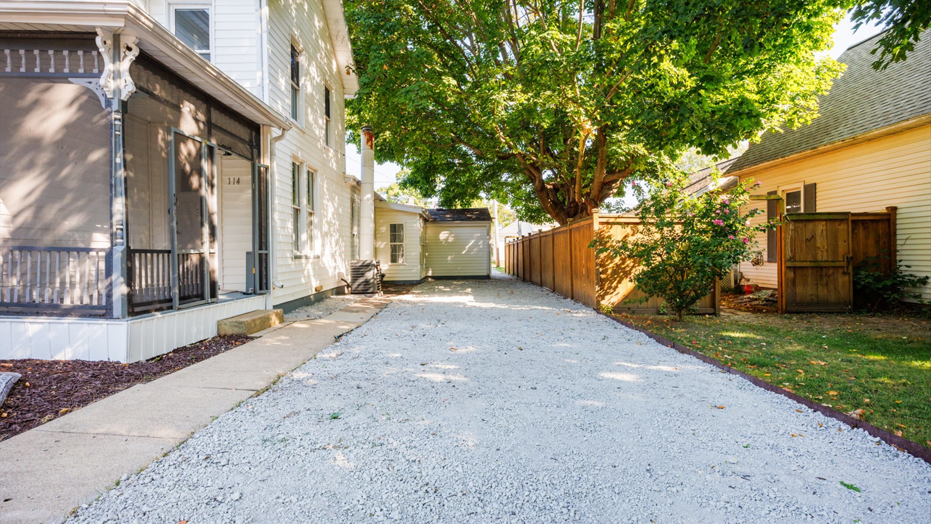 114 W North Street, Danvers, IL 61732