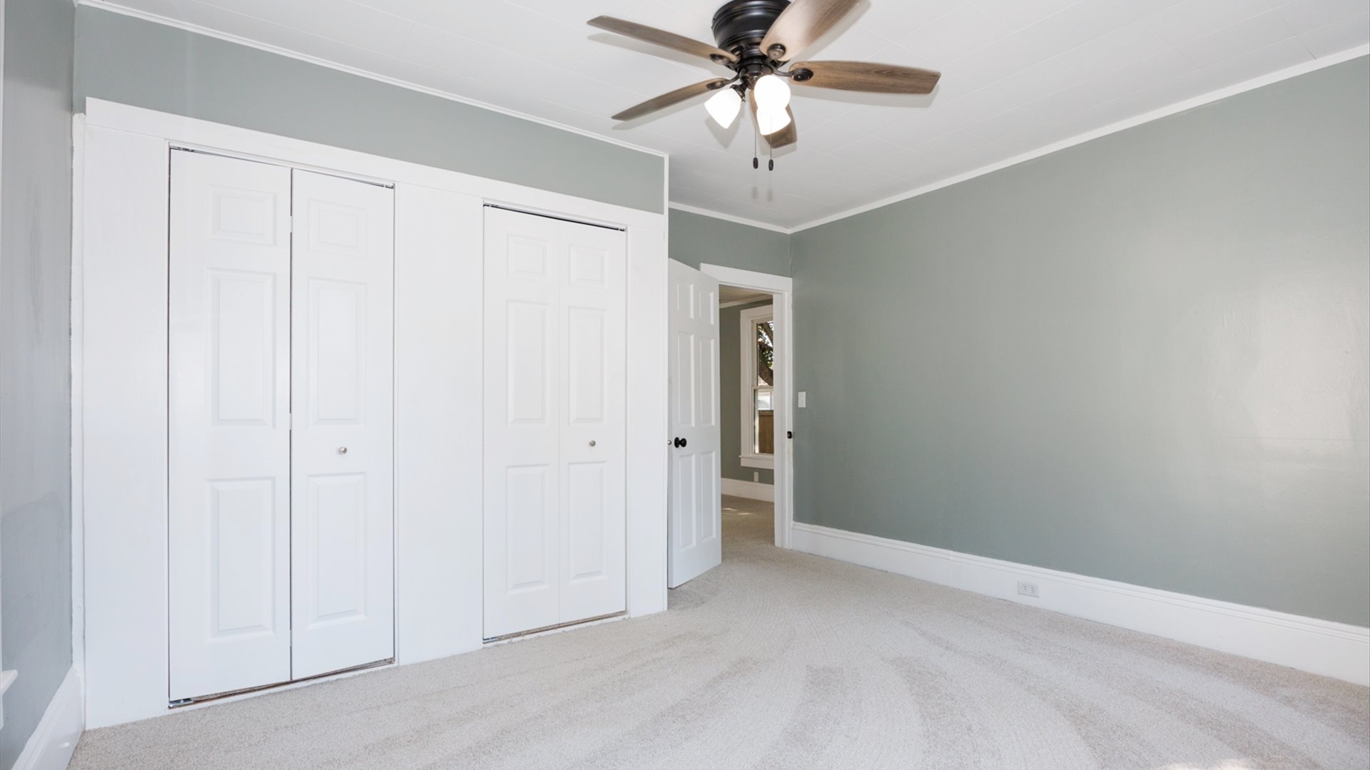 114 W North Street, Danvers, IL 61732