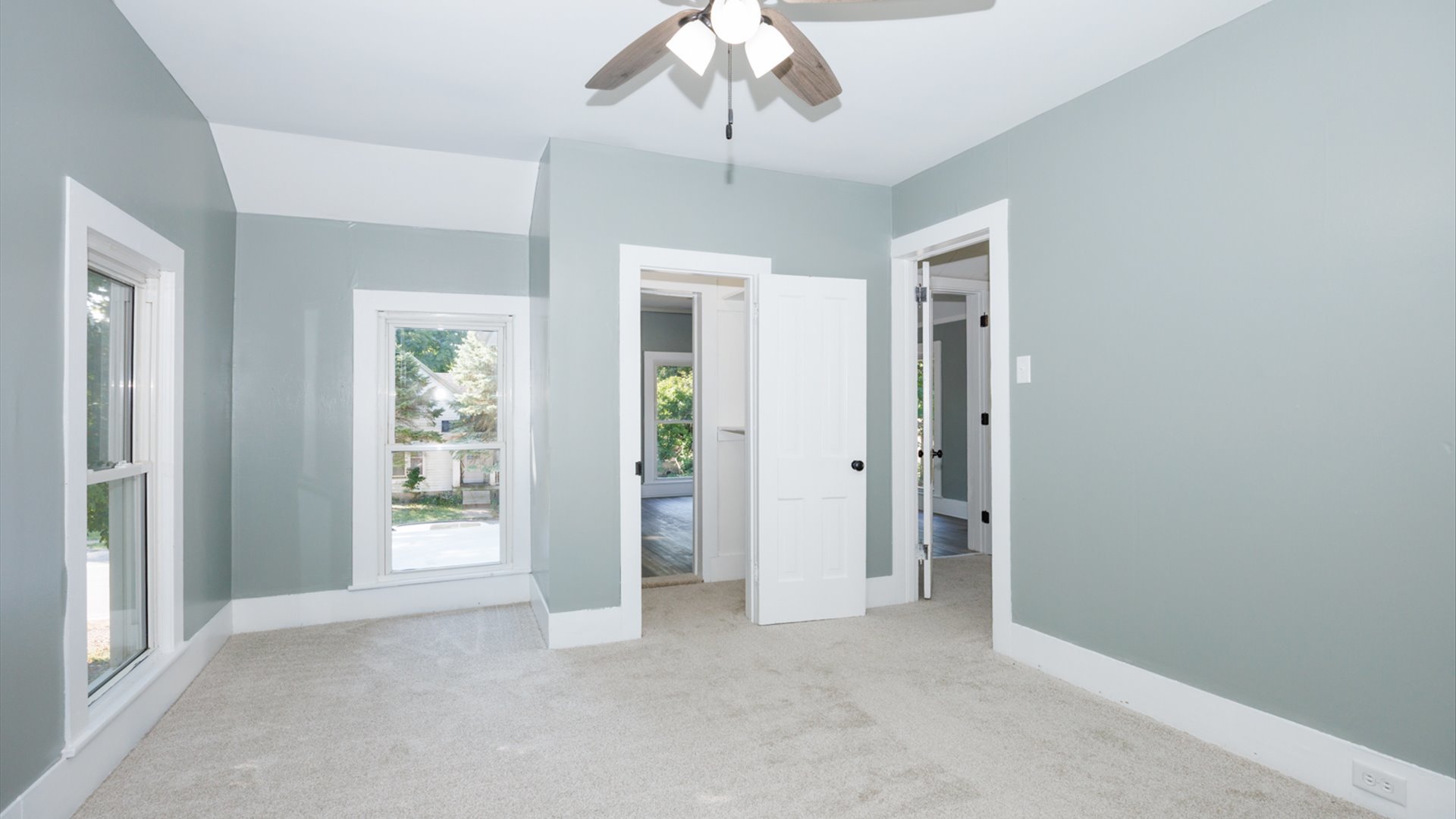 114 W North Street, Danvers, IL 61732