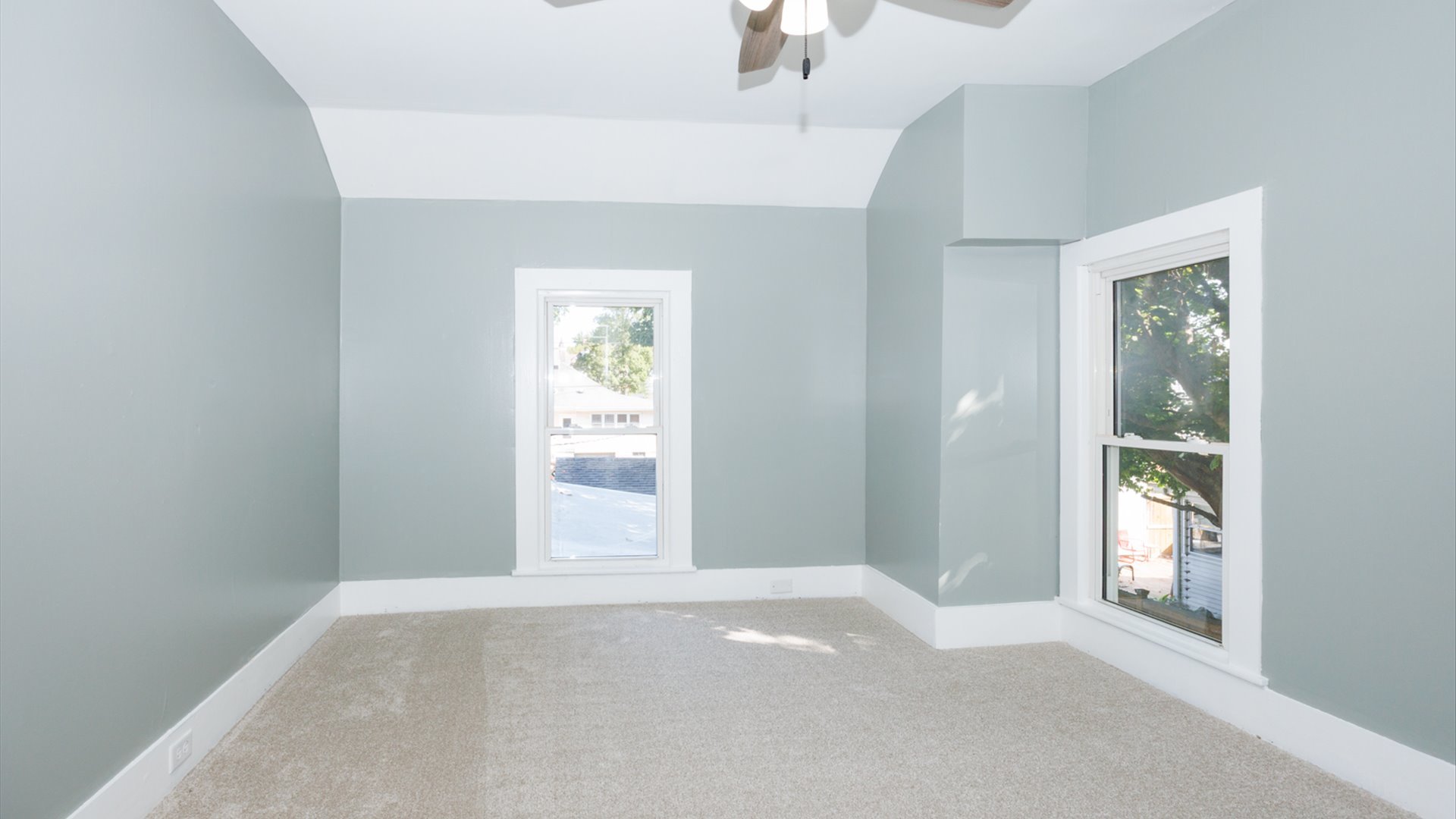 114 W North Street, Danvers, IL 61732