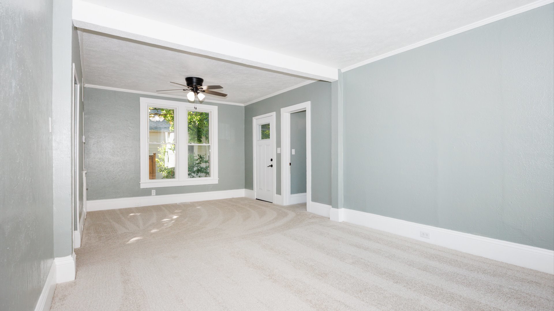 114 W North Street, Danvers, IL 61732