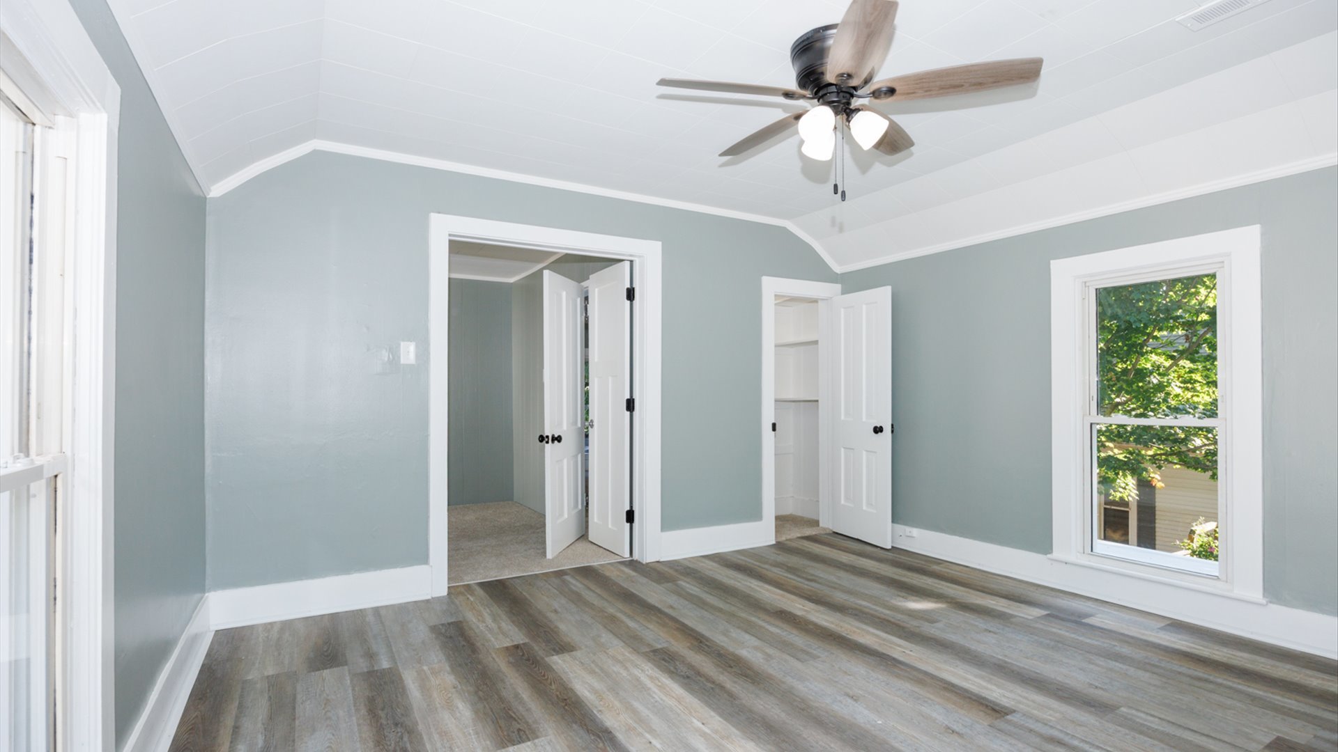 114 W North Street, Danvers, IL 61732