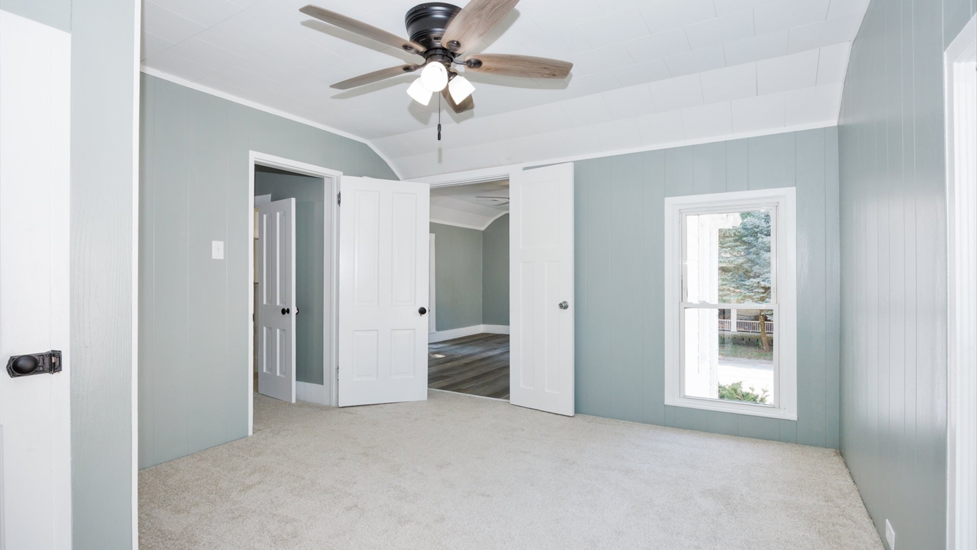 114 W North Street, Danvers, IL 61732