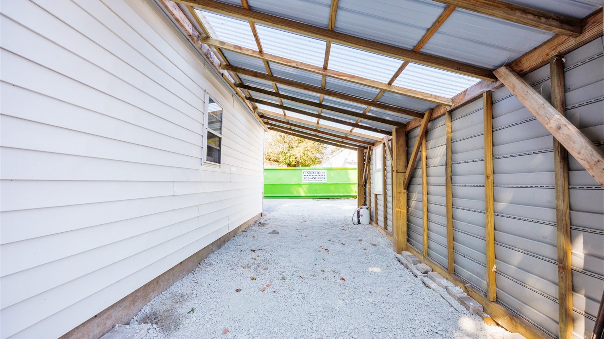 114 W North Street, Danvers, IL 61732