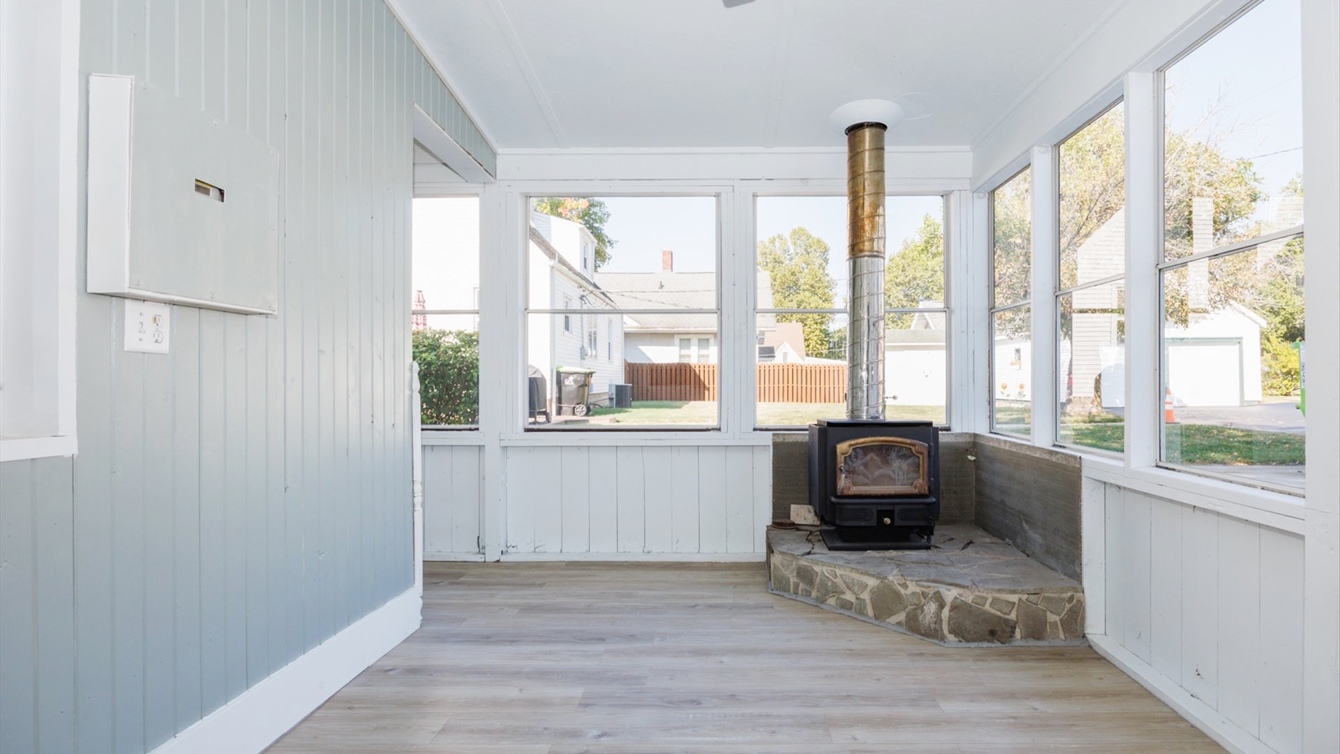 114 W North Street, Danvers, IL 61732