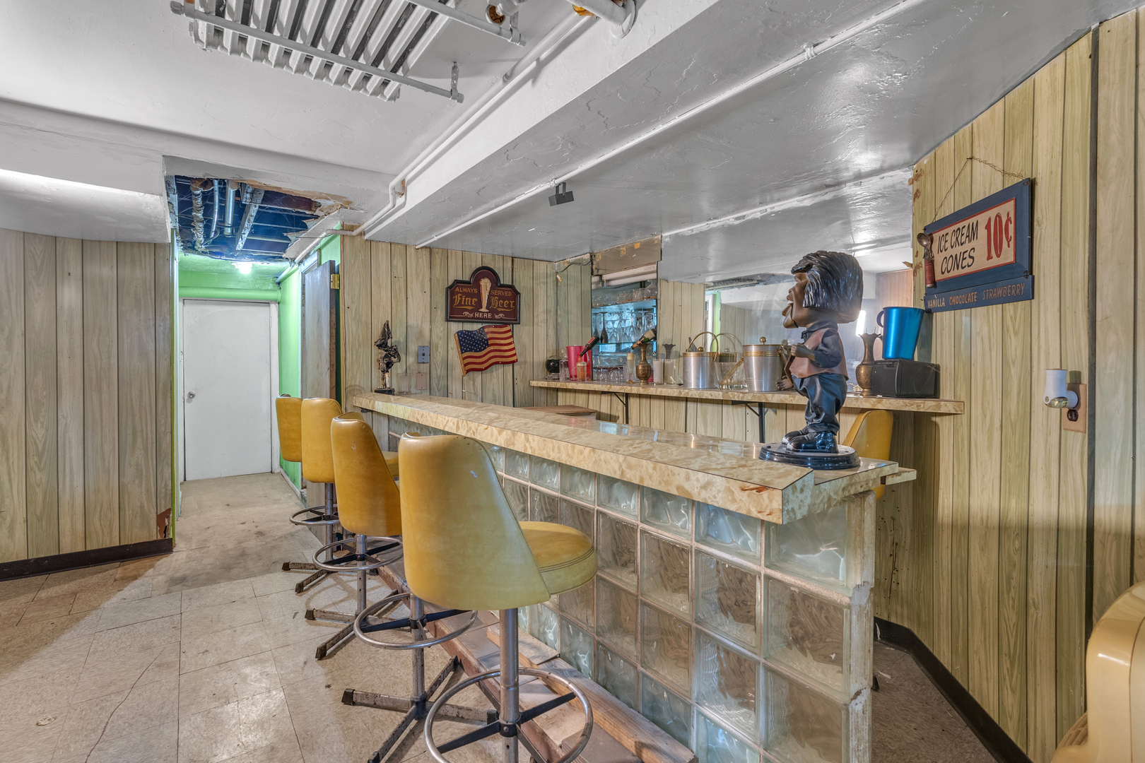 354 W Normal Parkway, Chicago, IL 60621