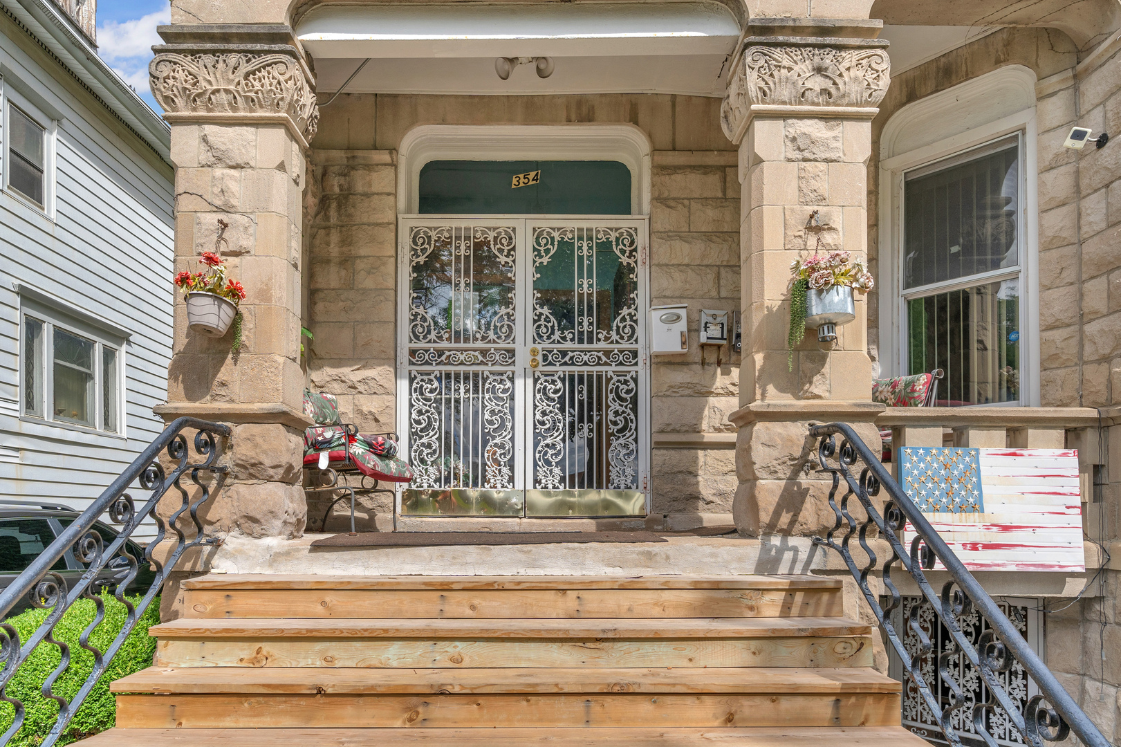 354 W Normal Parkway, Chicago, IL 60621