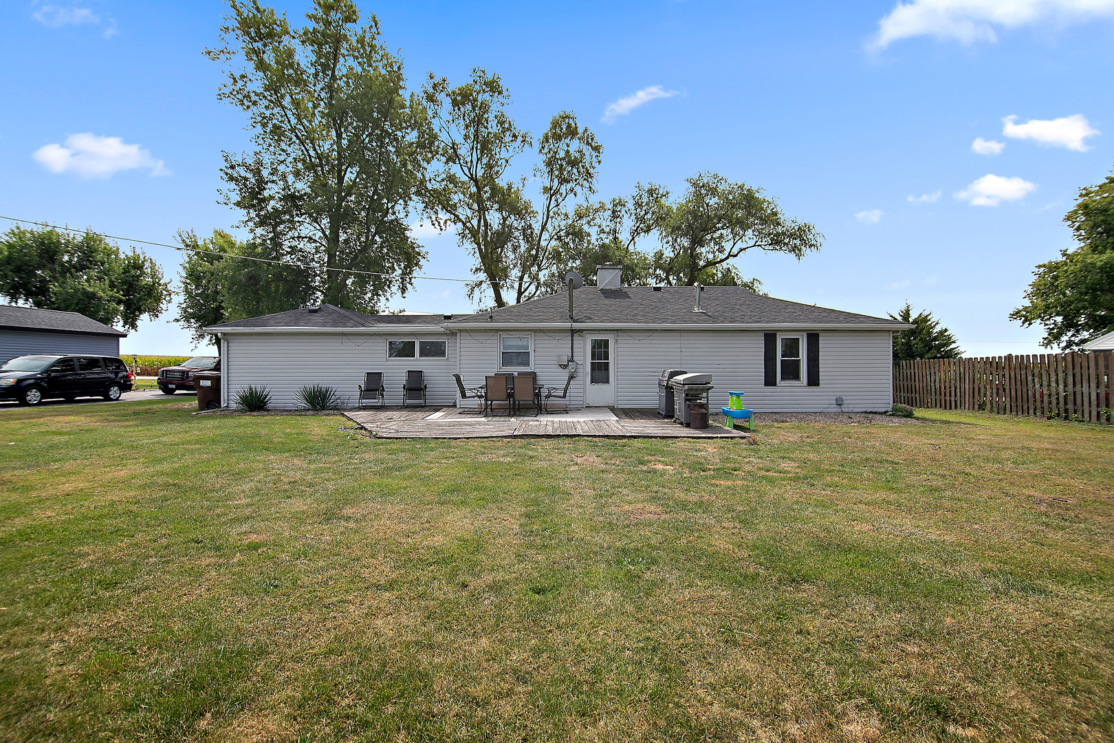 1627 W 2000S Road, Kankakee, IL 60901