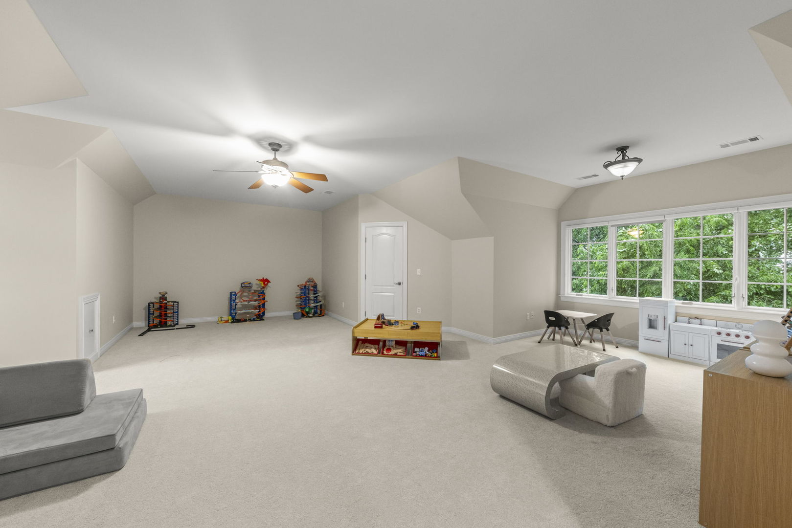 1207 Bonnema Court, Naperville, IL 60565