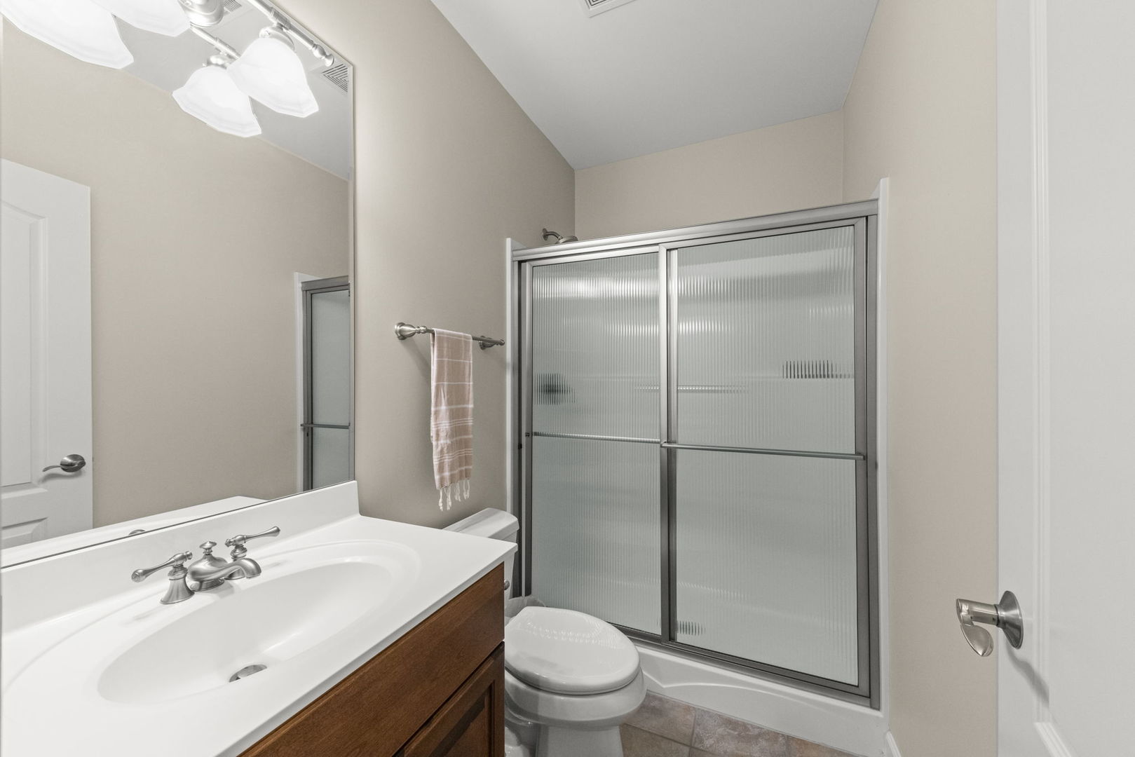 1207 Bonnema Court, Naperville, IL 60565