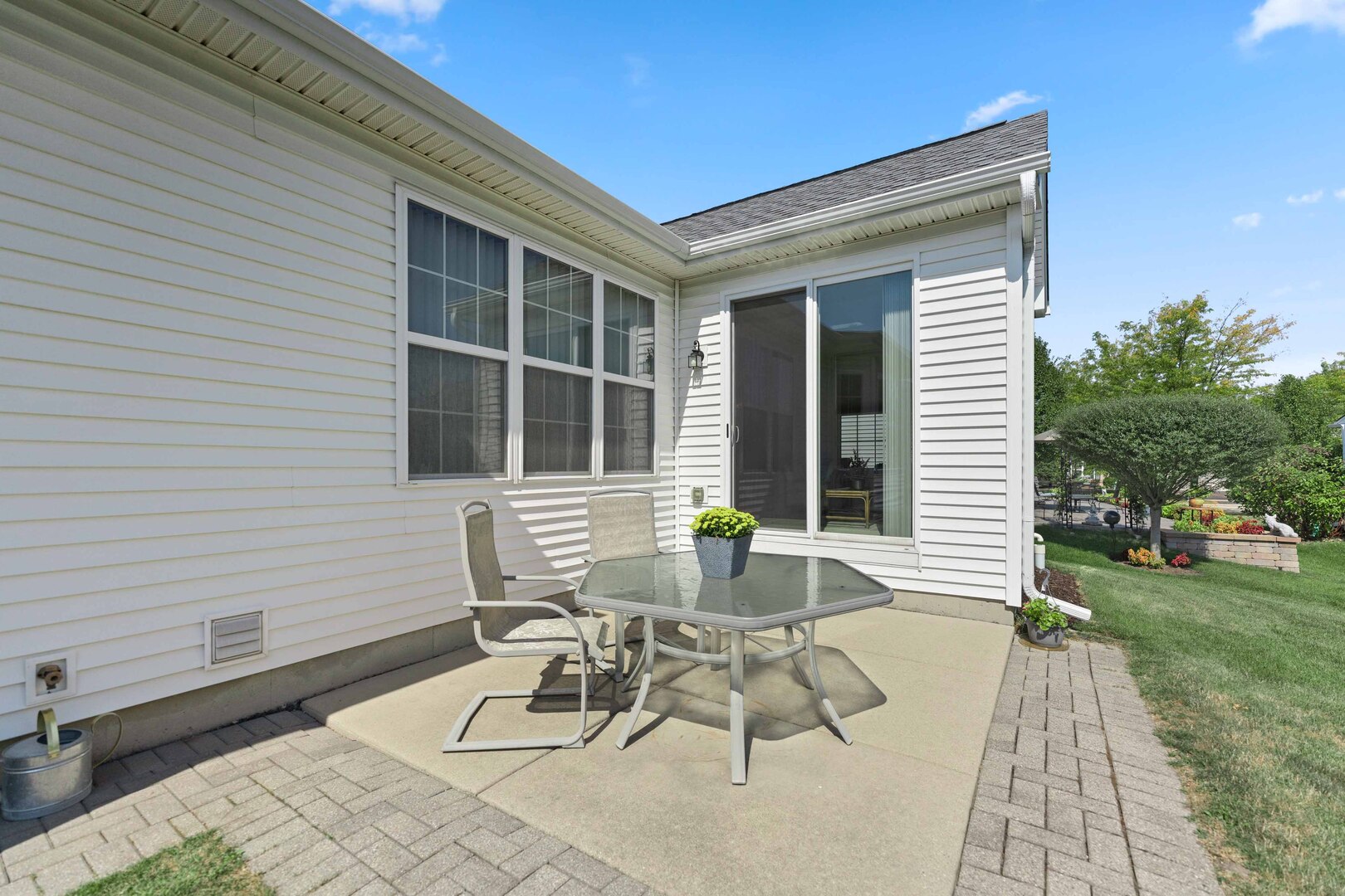 13184 Oakwood Avenue, Huntley, IL 60142