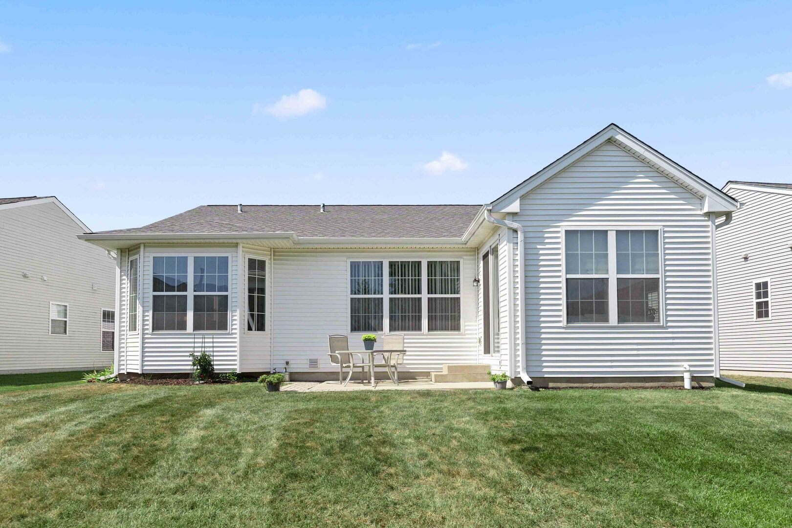 13184 Oakwood Avenue, Huntley, IL 60142