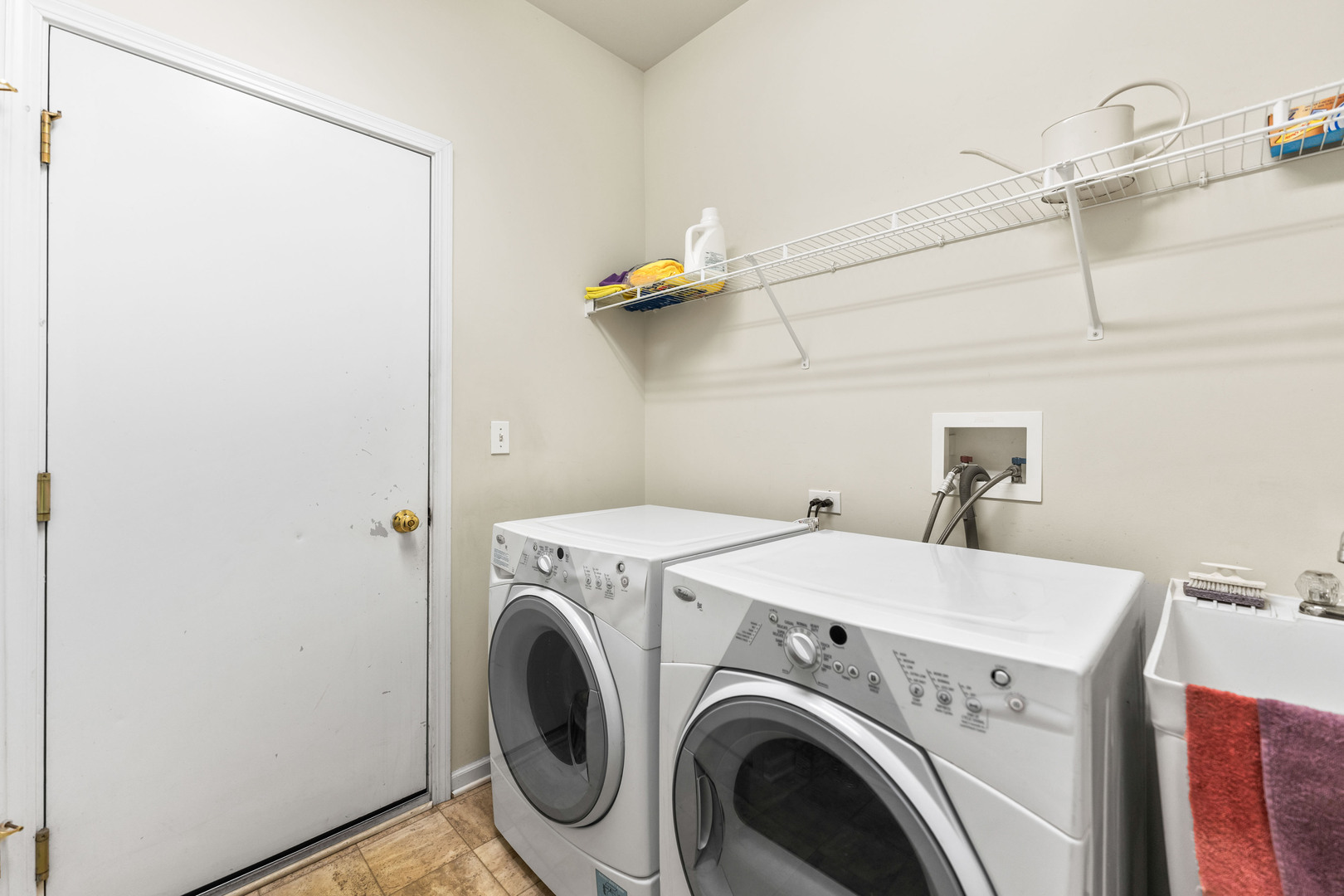 13184 Oakwood Avenue, Huntley, IL 60142