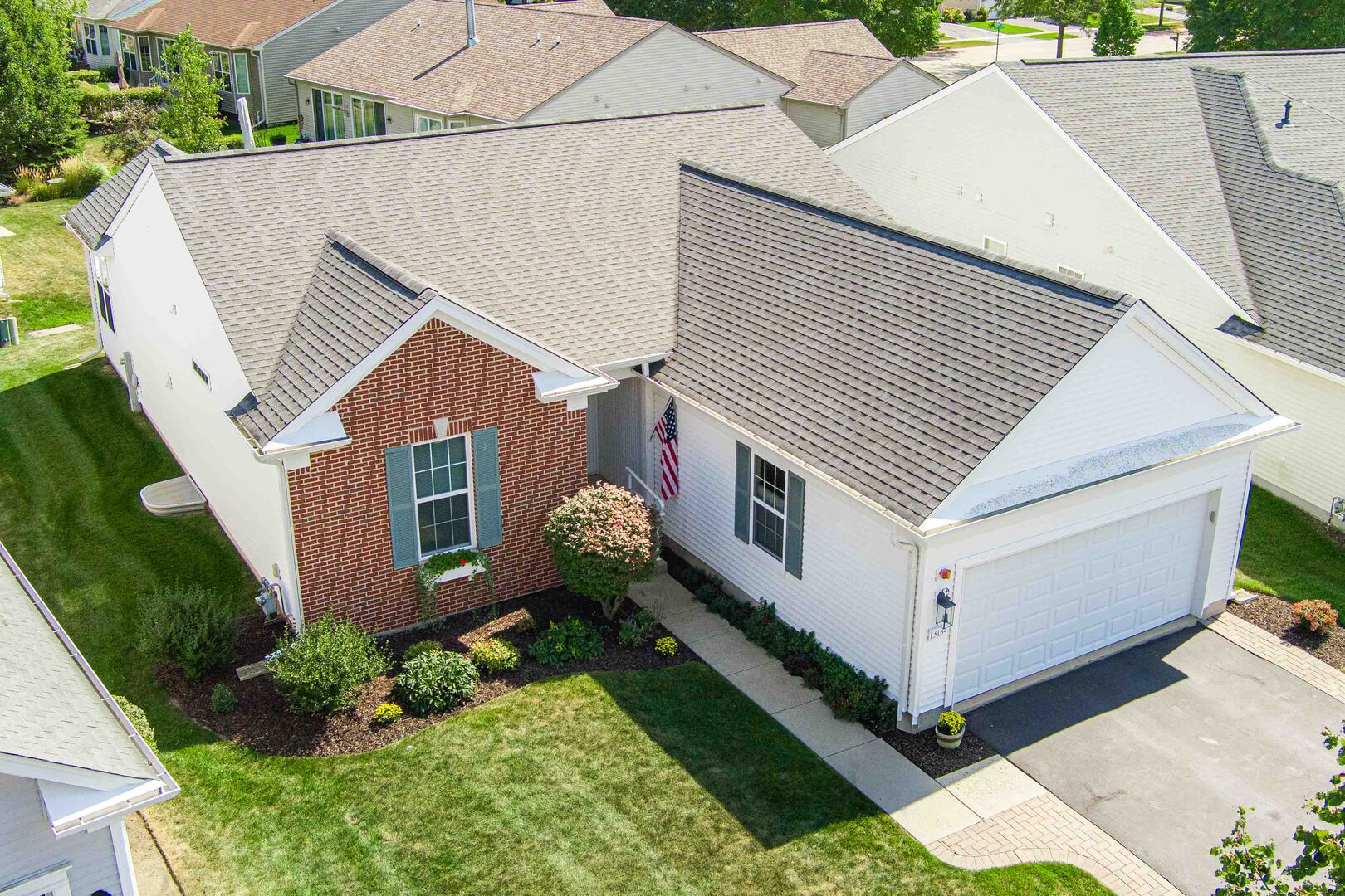 13184 Oakwood Avenue, Huntley, IL 60142