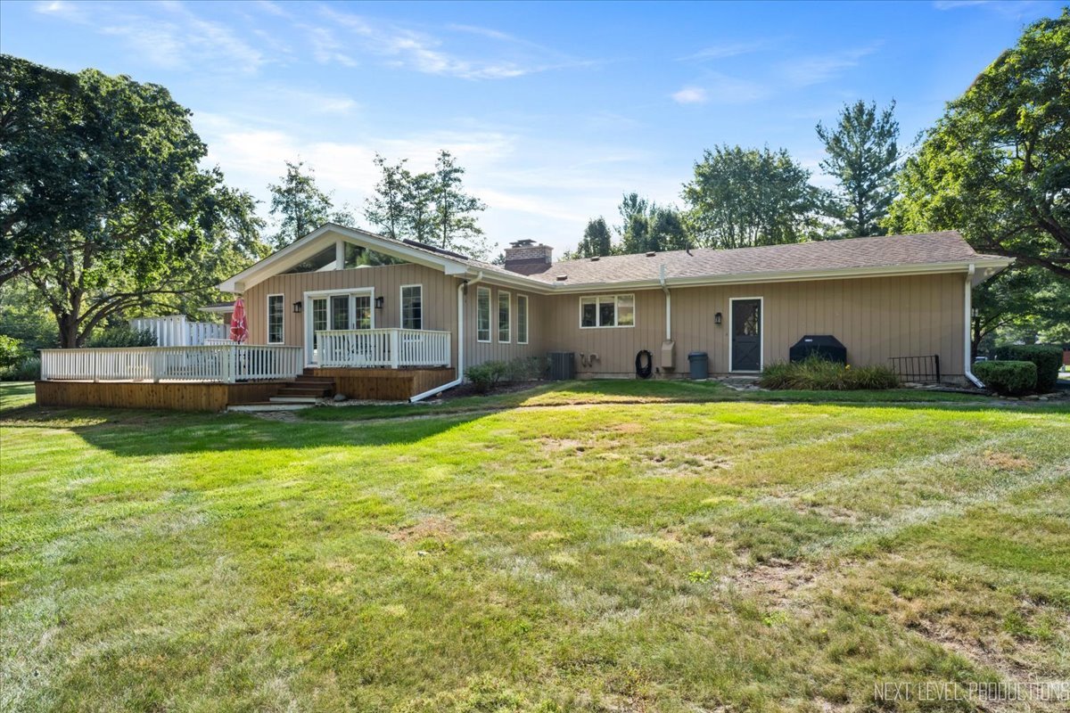 36W068 Indian Mound Road, St. Charles, IL 60174
