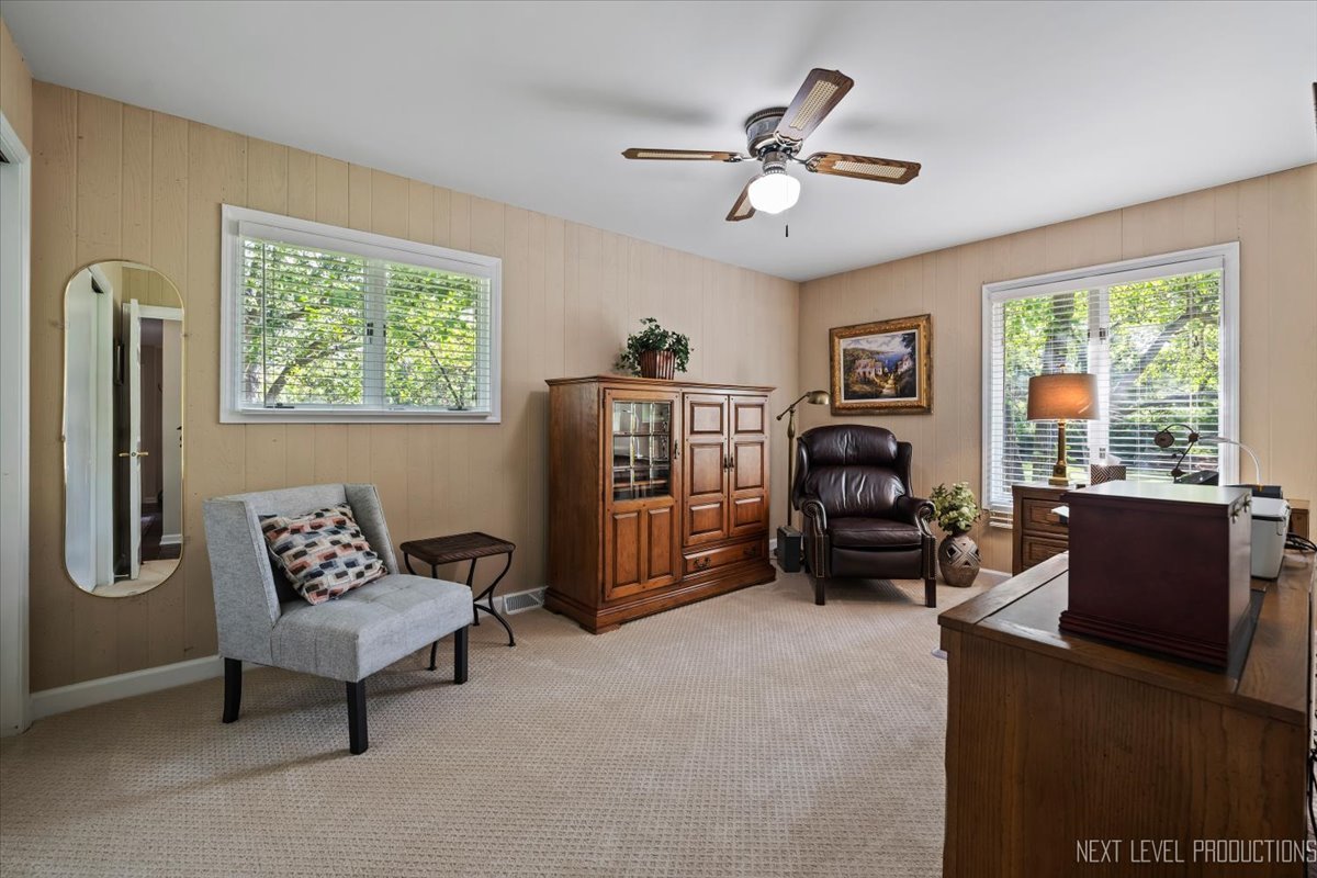 36W068 Indian Mound Road, St. Charles, IL 60174