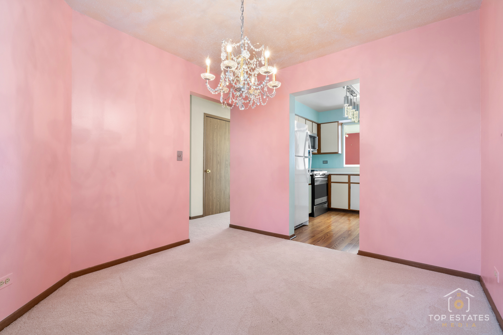 751 W Happfield Drive, Arlington Heights, IL 60004