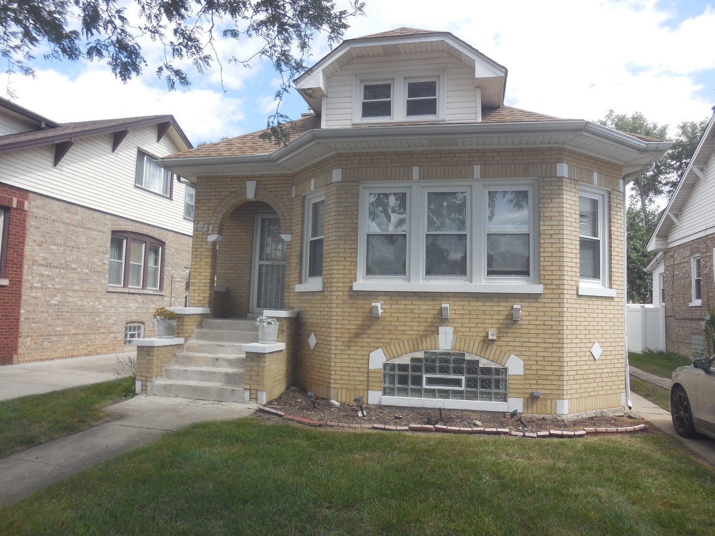 Bellwood, IL 60104