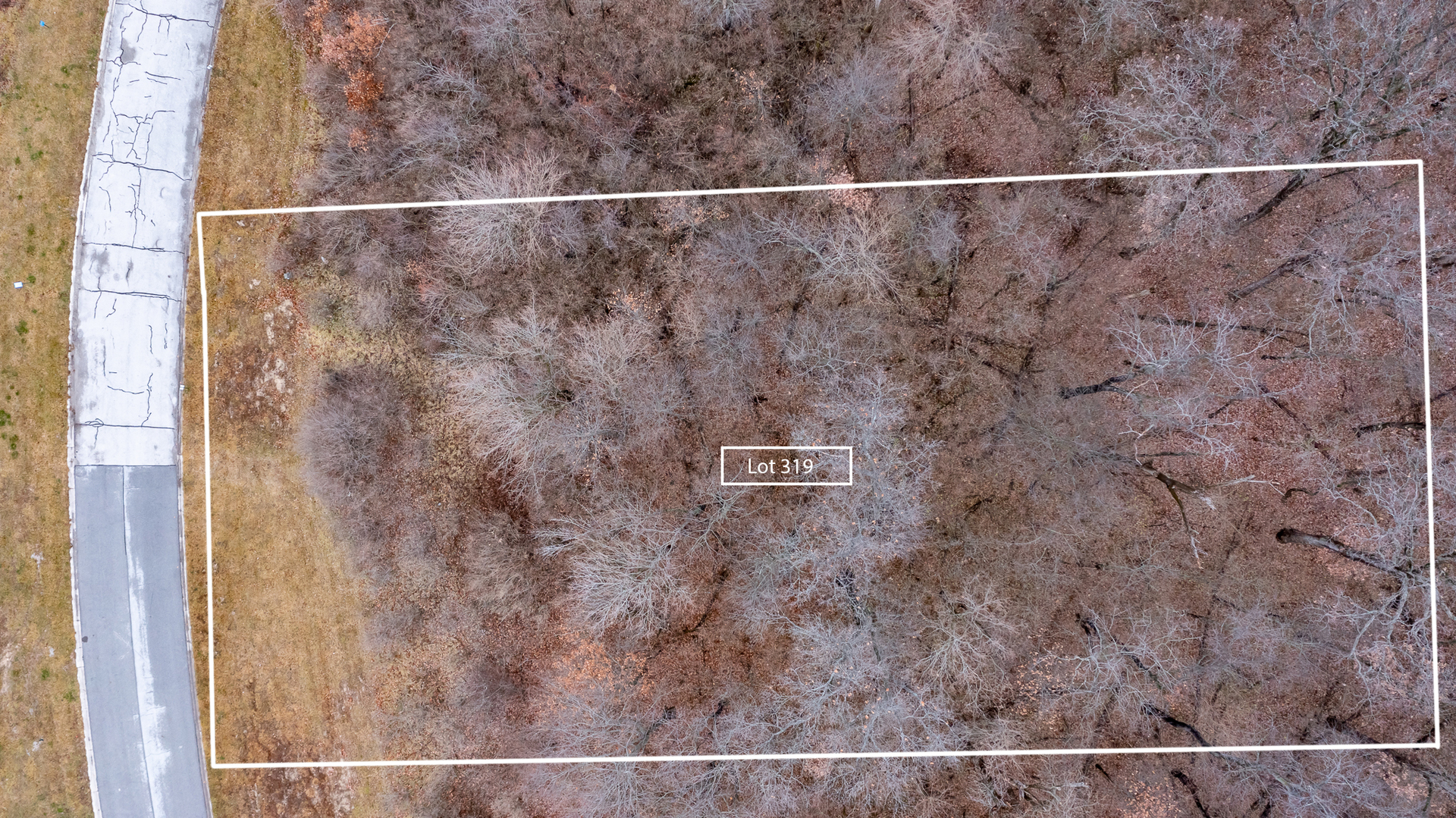 9275 Doubletree Drive, Winfield, IN 46307