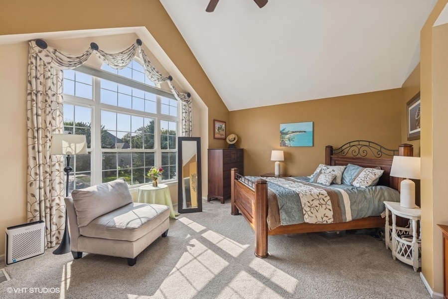 6262 Edgebrook Lane, Indian Head Park, IL 60525