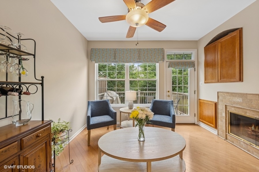 6262 Edgebrook Lane, Indian Head Park, IL 60525