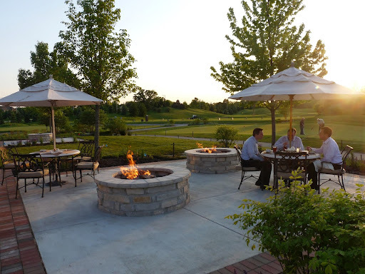 2 TWIN EAGLES Court, Hawthorn Woods, IL 60047