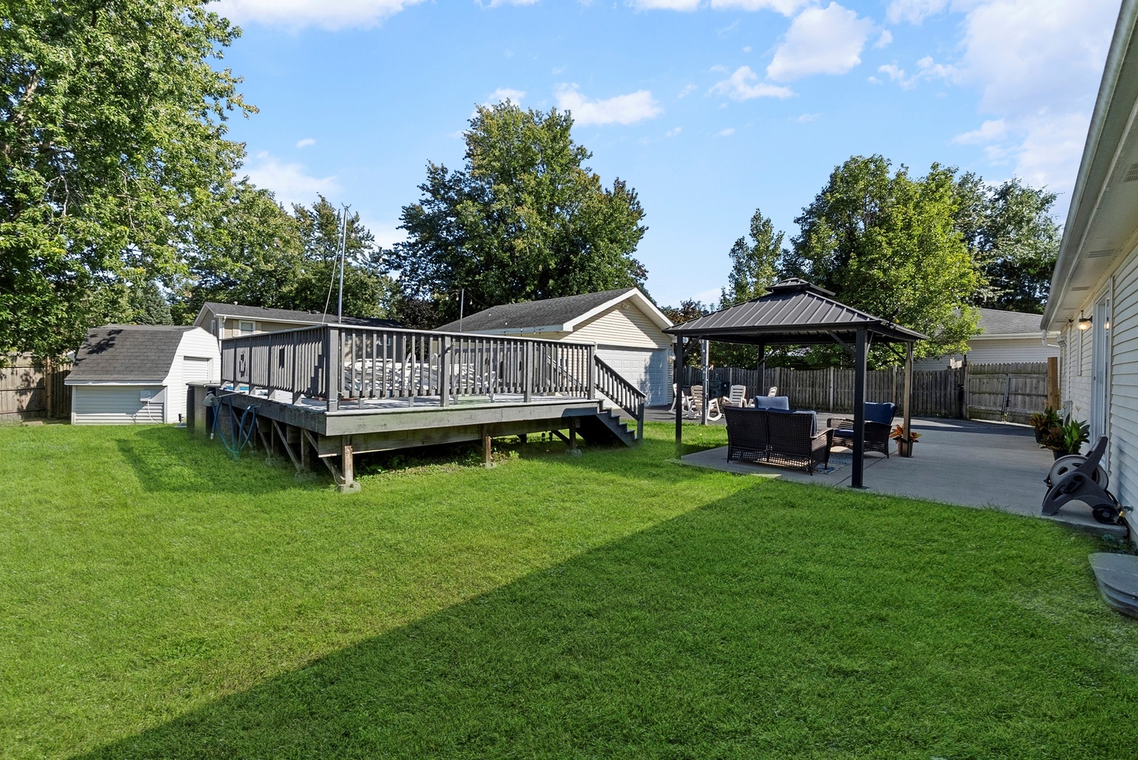 808 Stonegate Road, New Lenox, IL 60451