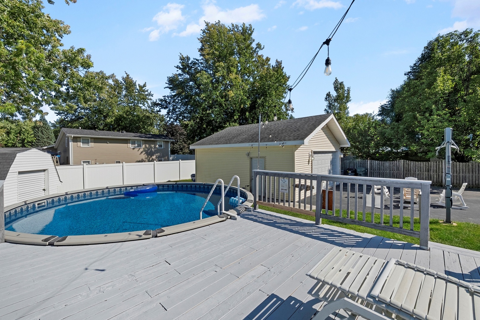 808 Stonegate Road, New Lenox, IL 60451