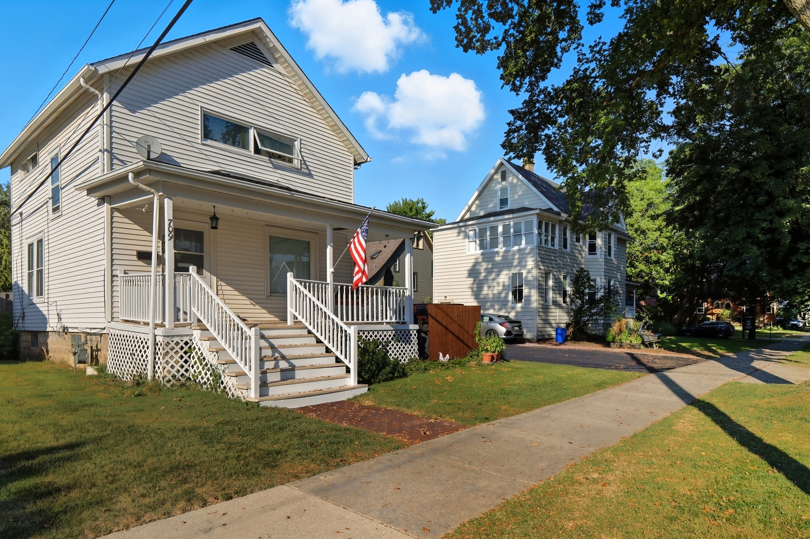 709 Bell Avenue, La Grange, IL 60525